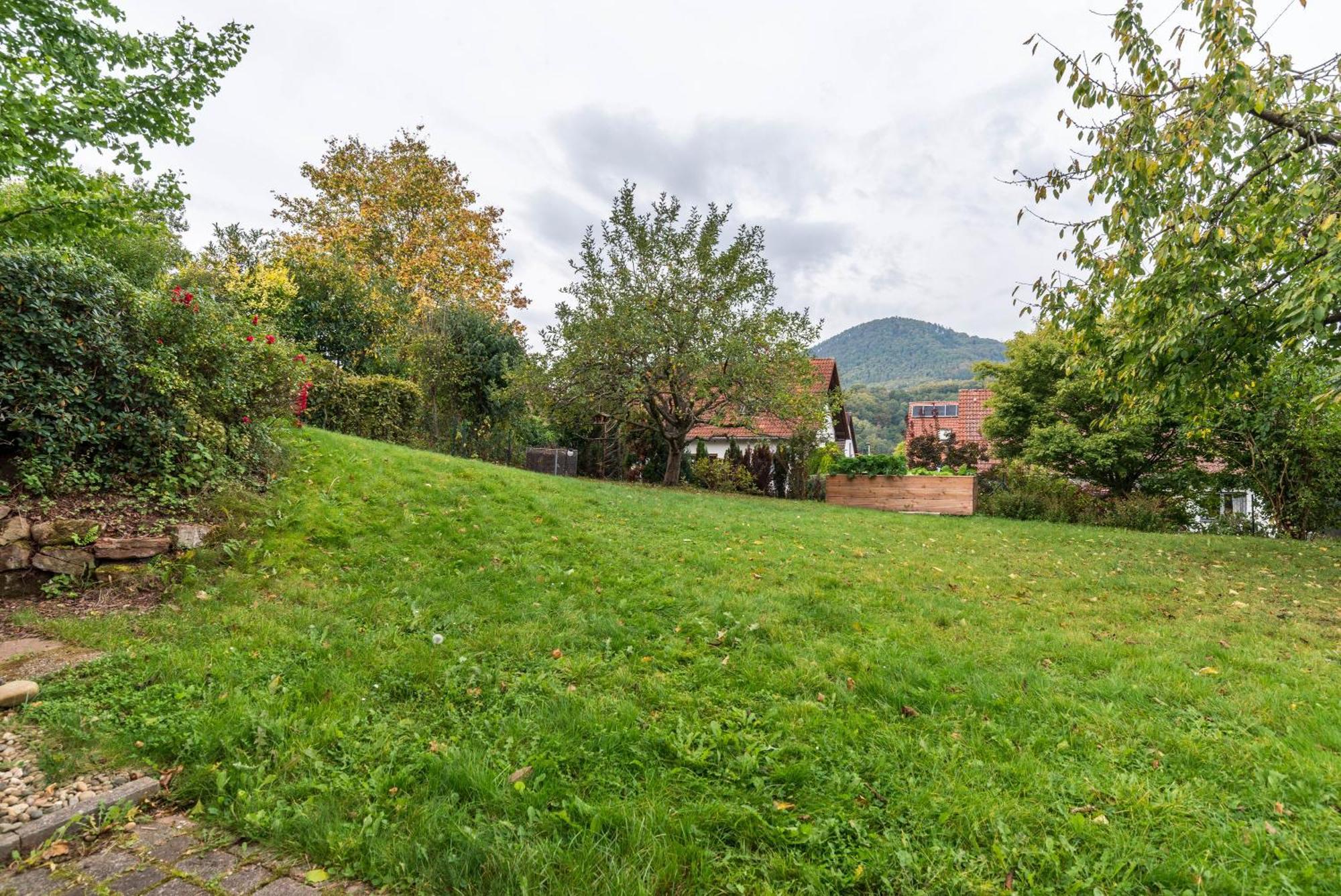 Haus Gartenblick Appartement Annweiler am Trifels